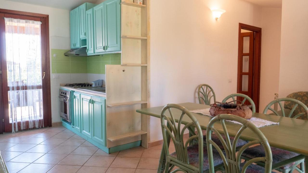 Villetta Con Giardino A Budoni Exterior photo